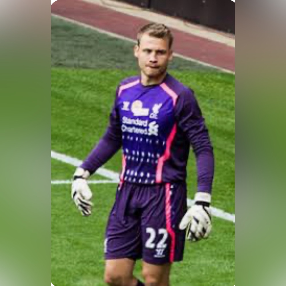 LIVERPOOL ENGLAND 2013/2014 GOALKEEPER FOOTBALL SHIRT JERSEY WARRIOR Sz YL/14-16